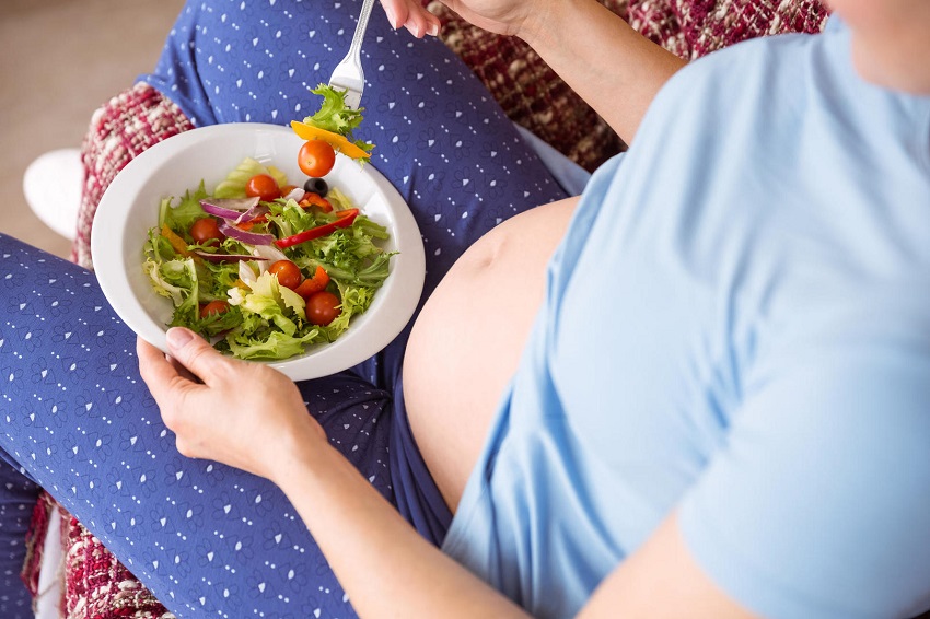 HOW SHOULD A DIET FOR PREGNANT WOMEN?
