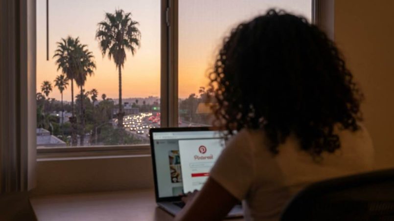 Los Angeles user reviewing Pinterest privacy settings